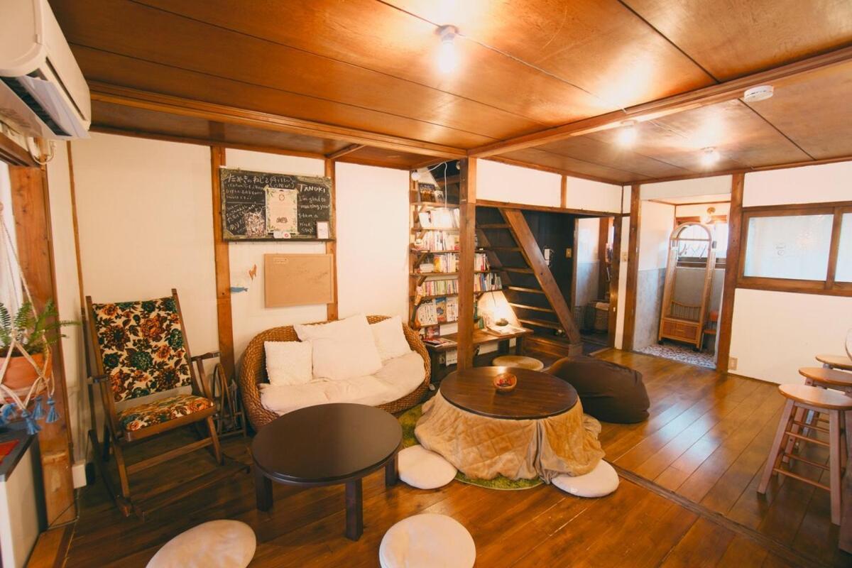 宿たぬきのねどこ Guesthouse Tanuki Tokoname Extérieur photo